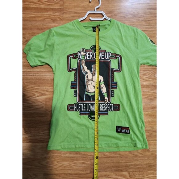 WWE Authentic Wear T-Shirt Green Small Never Give Up Pre-Owned - Picture 5 of 8